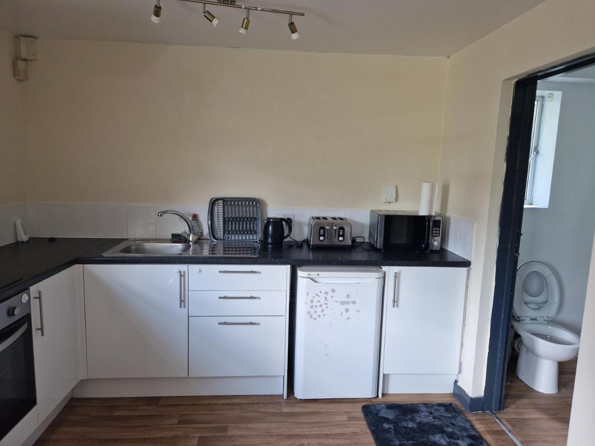 Maidstone Heights III - 1 Bedroom In Maidstone! Exterior foto